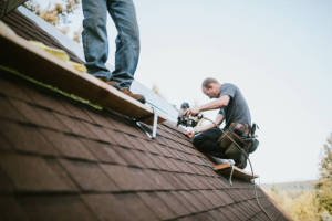 Local Roofers in Mc Elhattan, PA